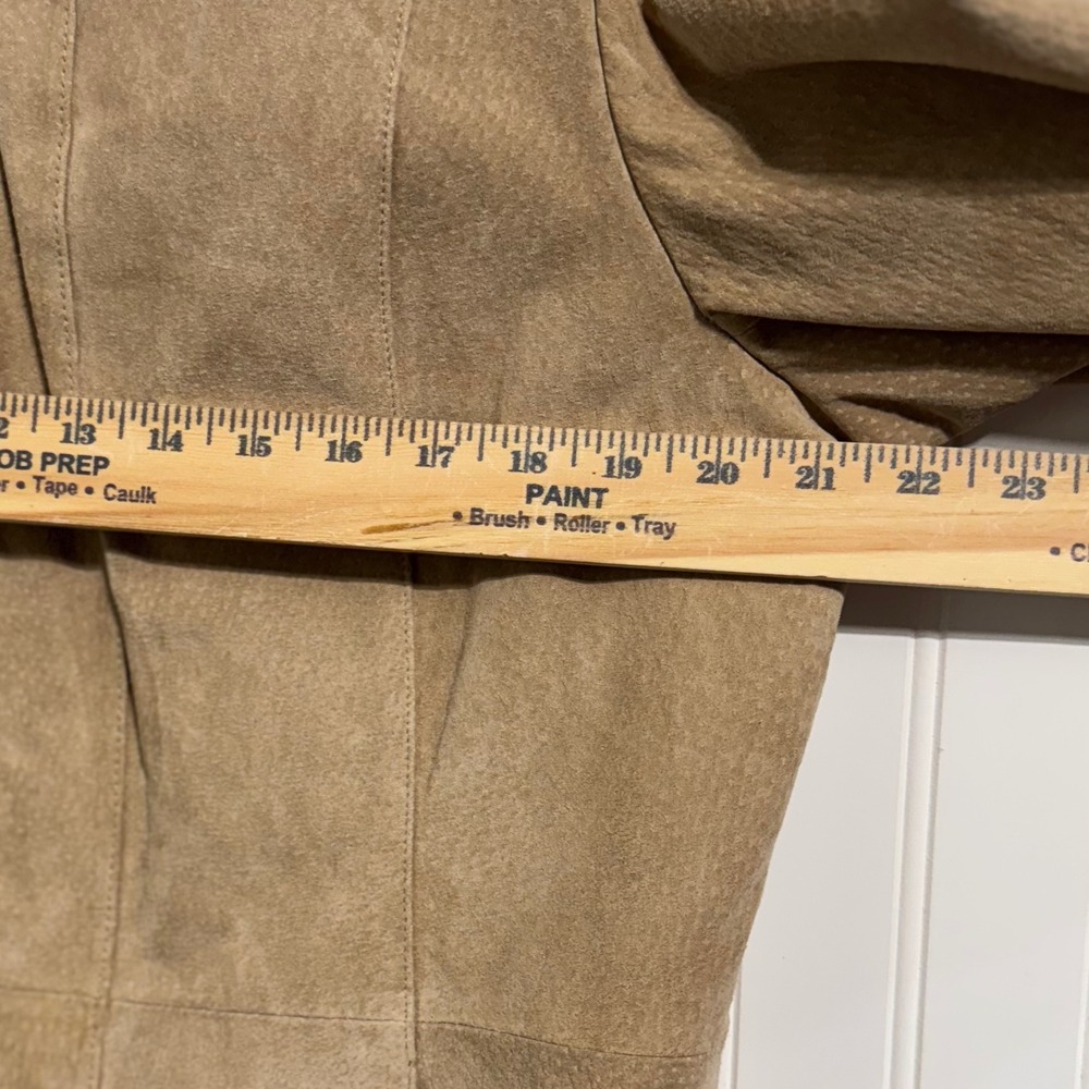 Wilsons Leather Womens Suede Jacket XL Tan‎ Beige Zip Up Minimalist Boho 90s VTG - Picture 4 of 11